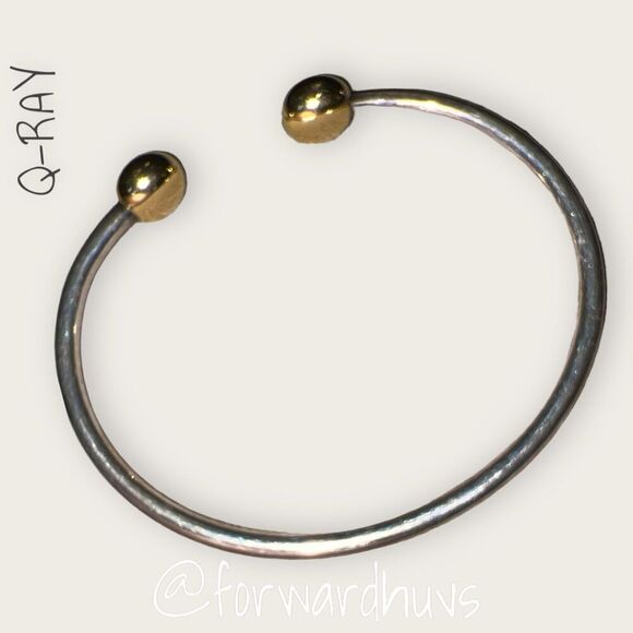 Q-Ray Combo Standard Cuff Bracelet - Picture 8 of 11